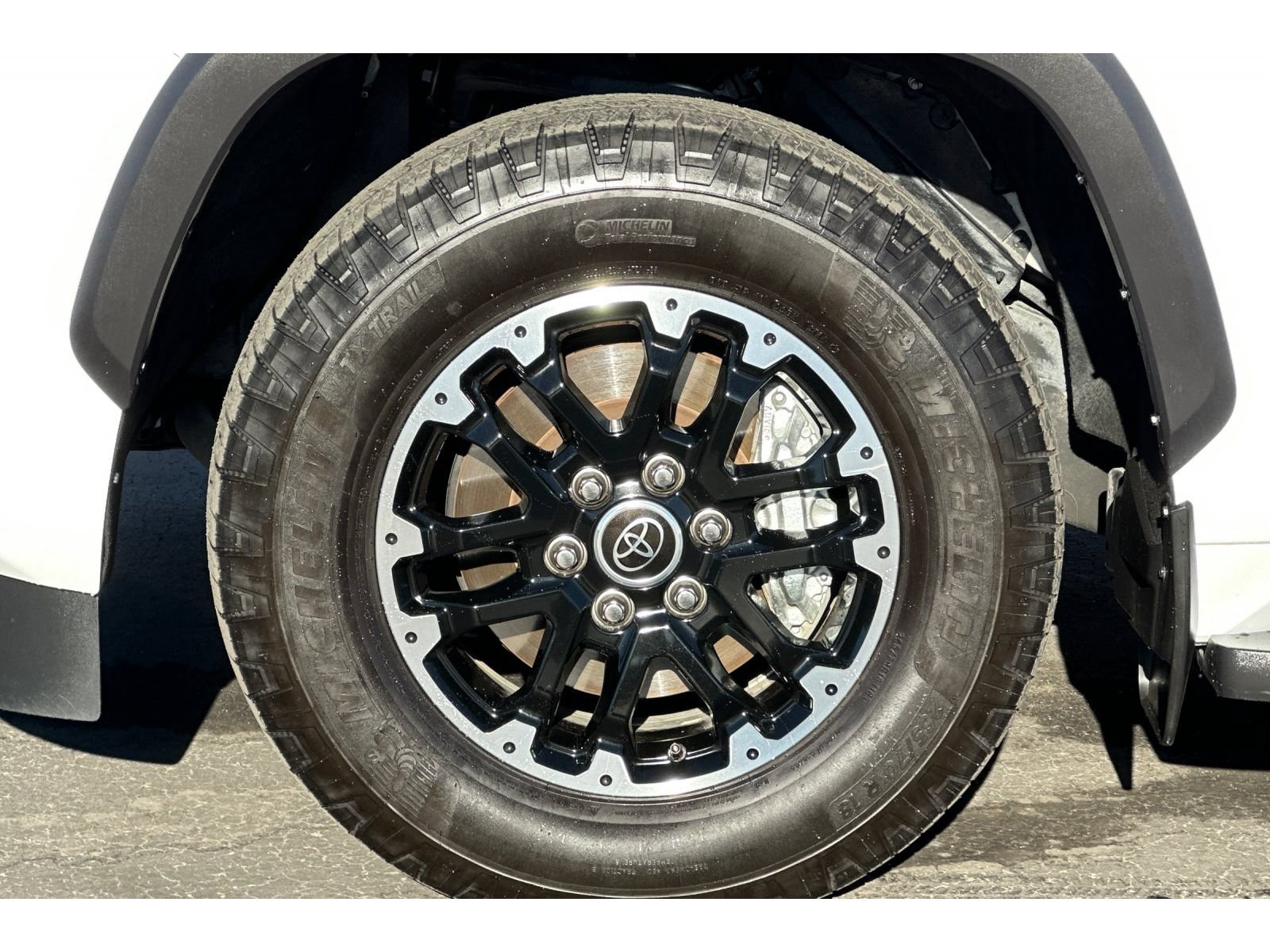 Used 2024 Toyota Sequoia SR5 w/ TRD Off-Road Package AWD/4WD image 34