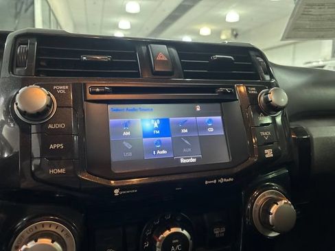 Used 2019 Toyota 4Runner TRD Off-Road Premium AWD/4WD image 25