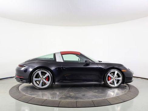 Certified 2021 Porsche 911 Targa 4S image 15