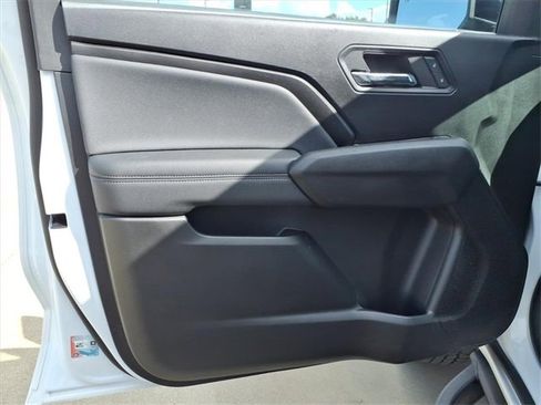 Used 2024 GMC Canyon Elevation w/ Elevation Premium Package image 22