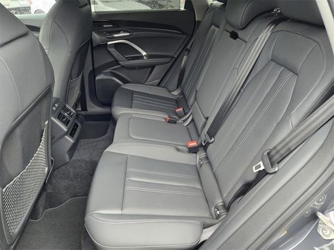New 2025 Audi Q5 2.0T Premium Plus image 10