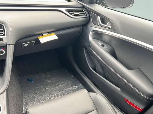 Used 2026 Genesis G70 2.5T RWD image 12