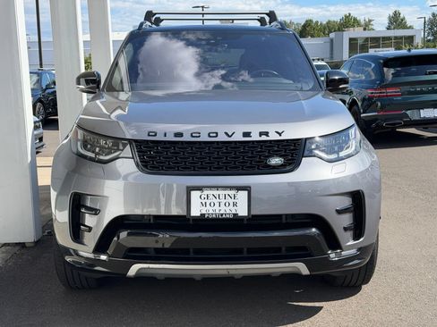 Used 2020 Land Rover Discovery Landmark AWD/4WD image 2