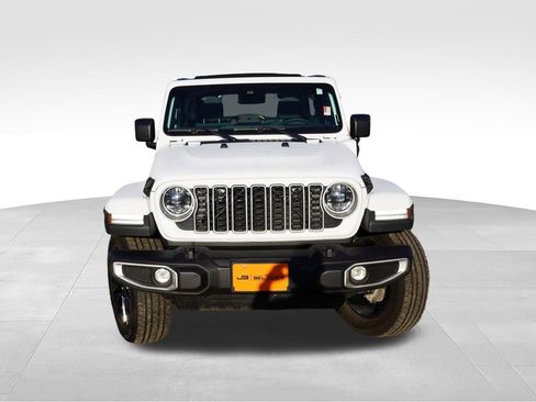 Used 2025 Jeep Wrangler Unlimited Sahara w/ Safety Group AWD/4WD image 13