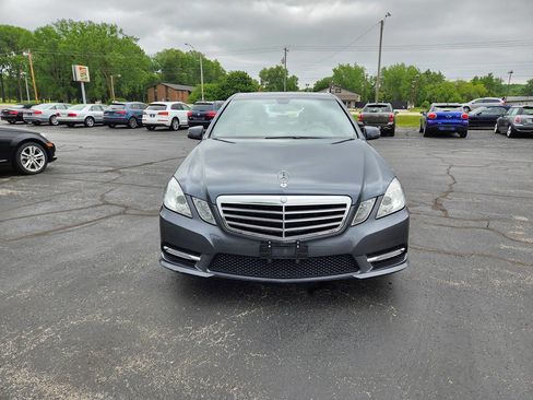 Used 2013 Mercedes-Benz E 350 4MATIC Sedan image 21