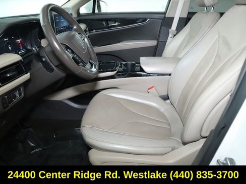 Used 2022 Lincoln Nautilus Reserve image 19