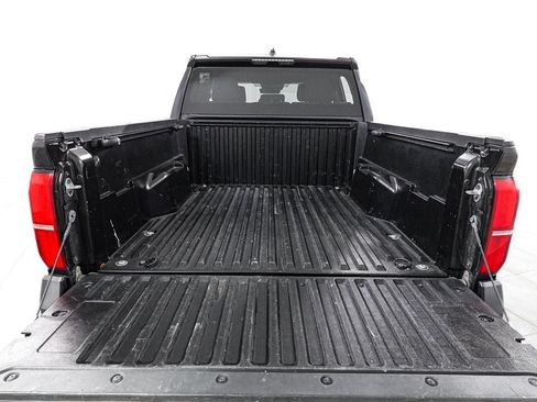 Used 2024 Toyota Tacoma SR5 AWD/4WD image 25