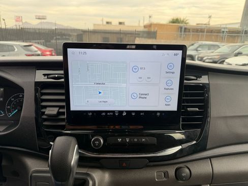 Used 2024 Ford Transit 350 XLT image 18