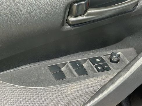 Used 2024 Toyota Corolla LE FWD image 13