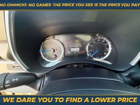 Used 2025 Toyota Highlander XLE AWD/4WD image 39