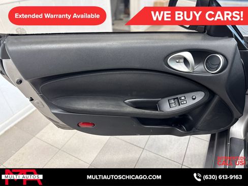 Used 2009 Nissan 370Z Touring image 26