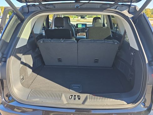 New 2025 Lincoln Aviator Reserve w/ Equipment Group 201A image 13