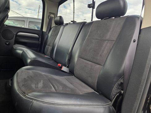 Used 2005 Dodge Ram 1500 Truck 2WD Quad Cab image 13