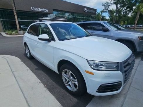 Used 2018 Audi Q5 2.0T Premium w/ Convenience Package AWD/4WD image 4