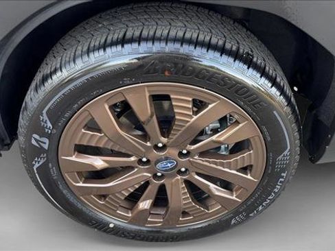 Used 2025 Subaru Forester Sport image 9