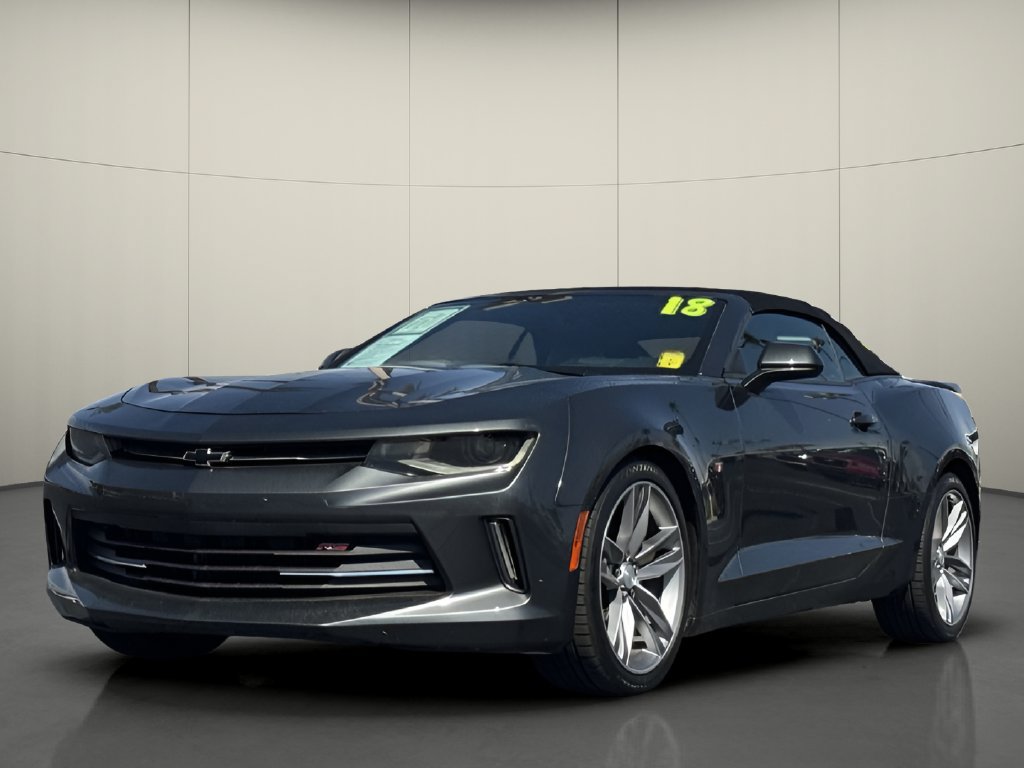 Used 2018 Chevrolet Camaro LT RWD image 3