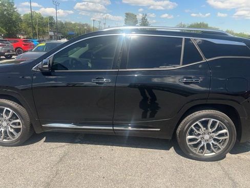 Used 2023 GMC Terrain Denali w/ Denali Premium Package image 1