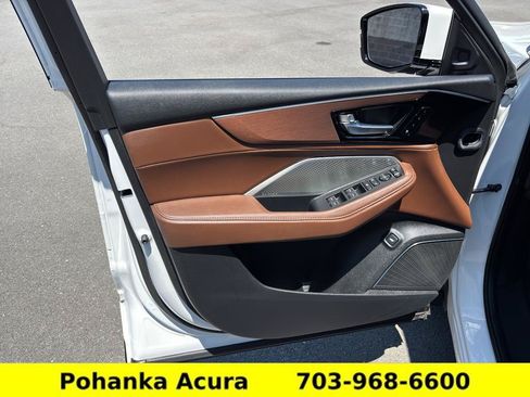 Certified 2024 Acura MDX SH-AWD w/ Technology Package image 36