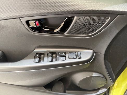 Used 2020 Hyundai Kona Limited FWD image 13