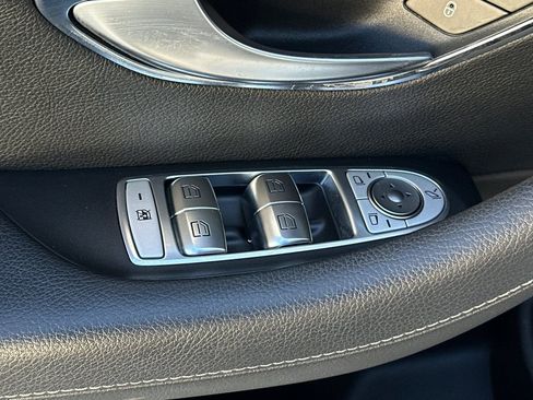Certified 2018 Mercedes-Benz E 300 image 27