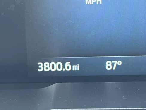 Used 2025 Ford Maverick XL w/ Equipment Group 102A image 18