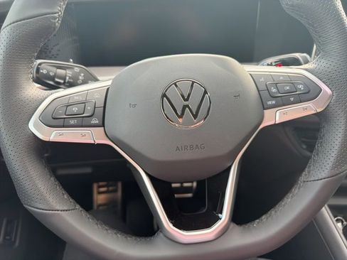 New 2026 Volkswagen Tiguan SE R-Line AWD/4WD image 41
