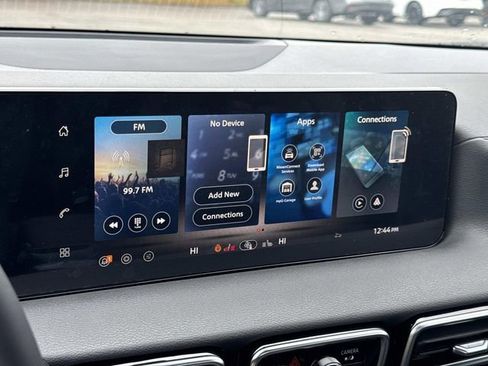 New 2026 Nissan Sentra SR w/ SR Premium Package image 34