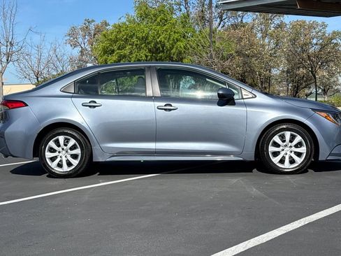 Used 2023 Toyota Corolla LE FWD image 10