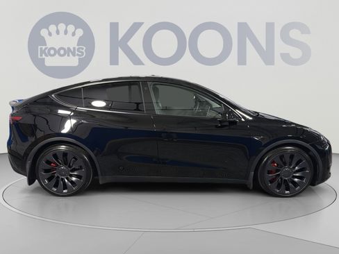 Used 2022 Tesla Model Y Performance AWD/4WD image 8