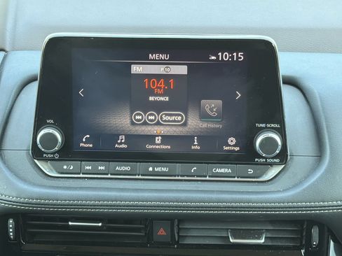 Certified 2023 Nissan Rogue SL FWD image 3