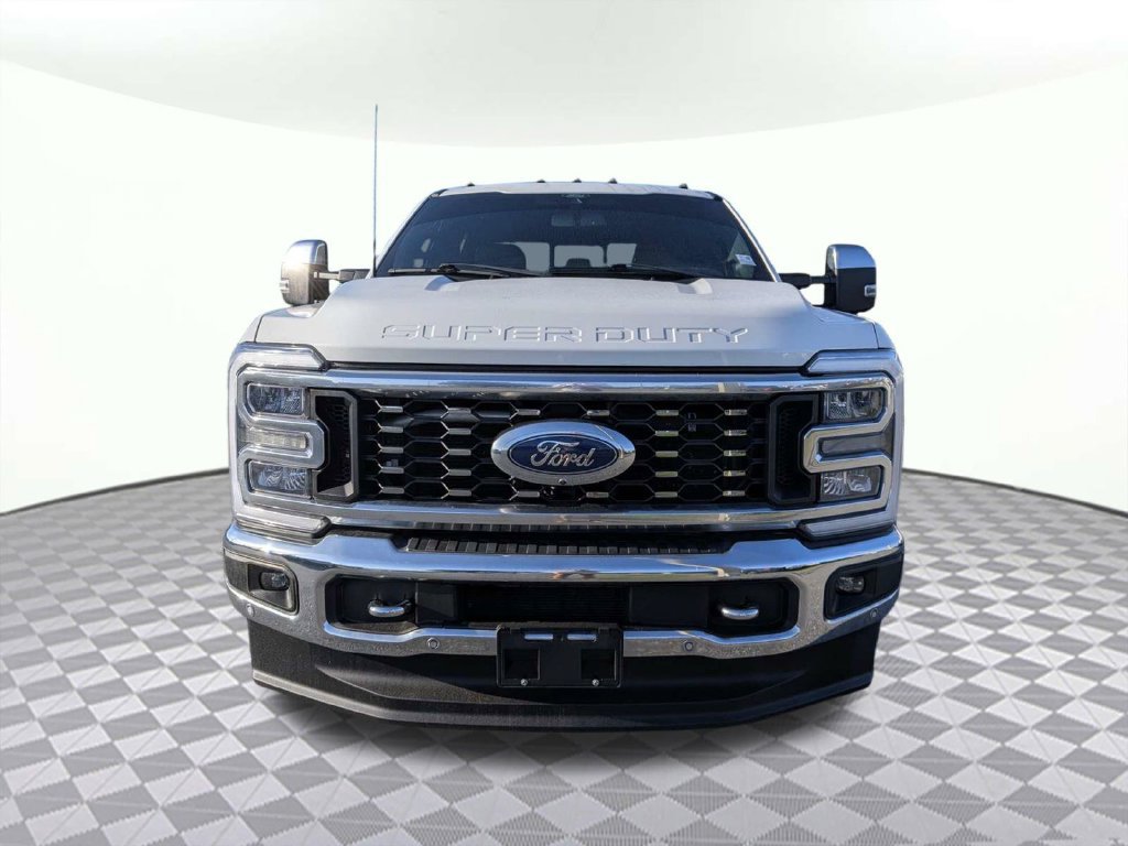 Used 2024 Ford F350 Lariat w/ Lariat Ultimate Package AWD/4WD image 7