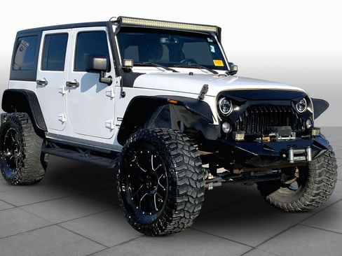 Used 2017 Jeep Wrangler Unlimited Sport w/ Quick Order Package 24S AWD/4WD image 3