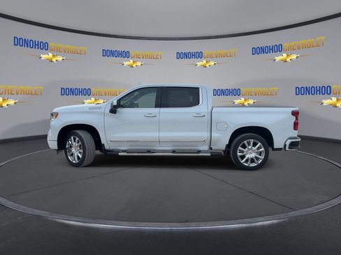 New 2026 Chevrolet Silverado 1500 High Country w/ High Country Premium Package AWD/4WD image 8