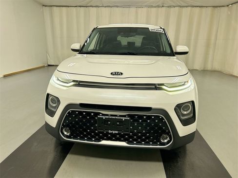 Used 2020 Kia Soul EX image 3