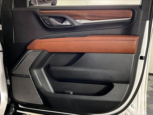 Certified 2023 GMC Yukon Denali Ultimate image 21