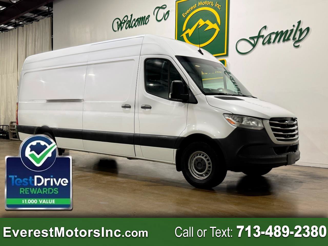 Used 2021 Freightliner Sprinter 2500 RWD image 1