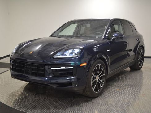 New 2026 Porsche Cayenne S AWD/4WD image 1