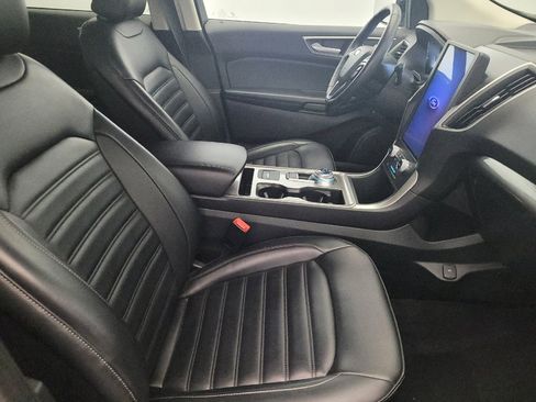 Used 2024 Ford Edge SEL image 21