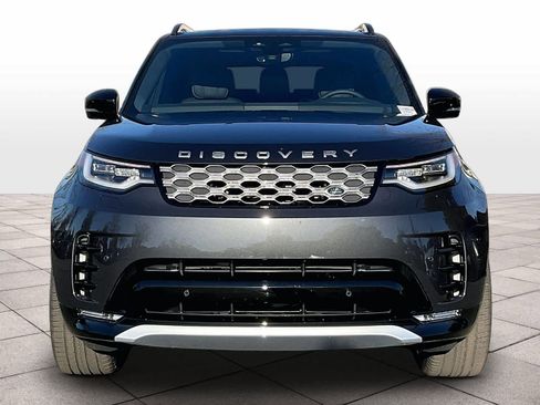 New 2026 Land Rover Discovery Limited Edition image 5