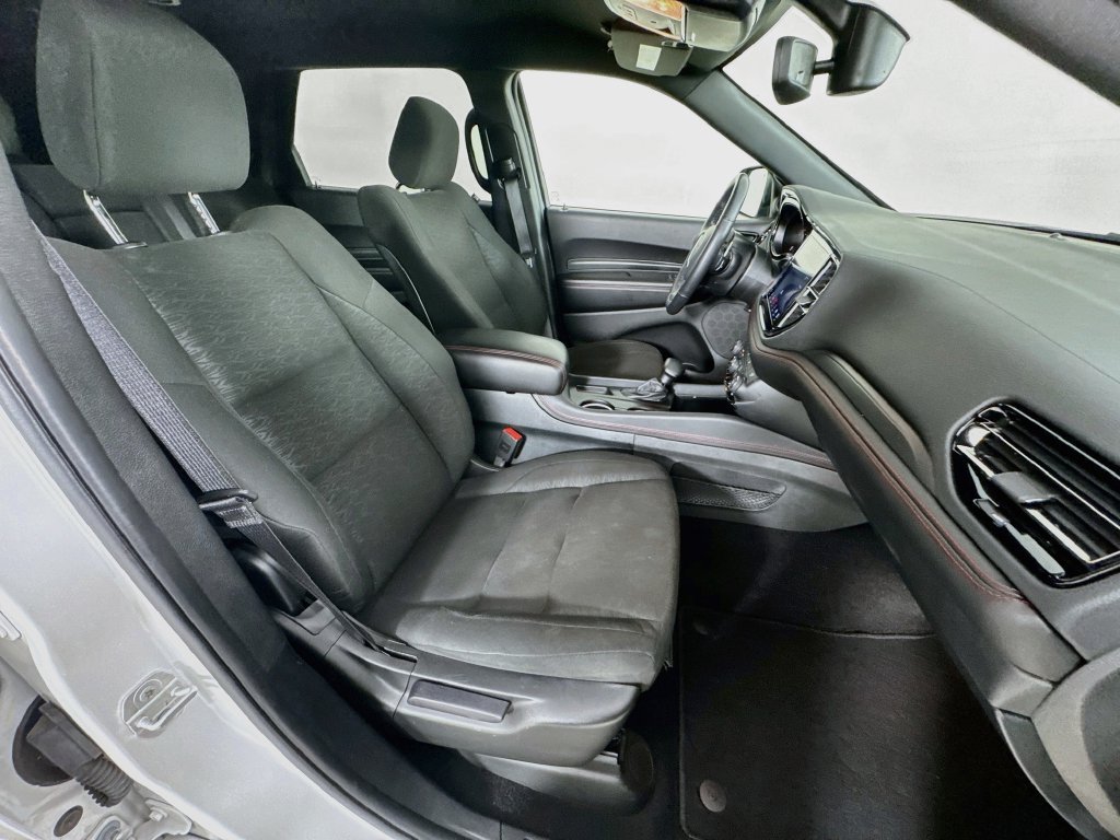 Used 2025 Dodge Durango GT RWD image 34