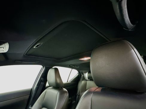 Used 2012 Lexus CT 200h image 27