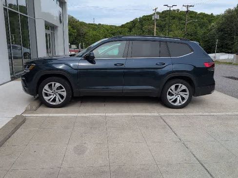 Certified 2023 Volkswagen Atlas SE AWD/4WD image 2