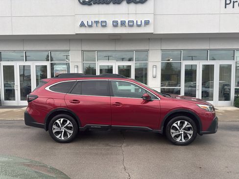 Used 2021 Subaru Outback Limited AWD/4WD image 2
