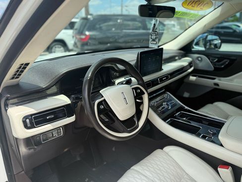 Used 2020 Lincoln Aviator Black Label w/ Dynamic Handling Package AWD/4WD image 11