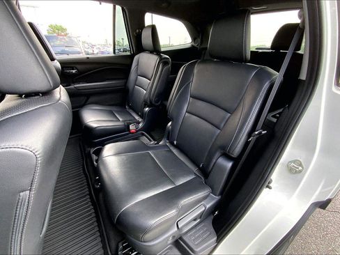 Used 2019 Honda Pilot Elite image 24