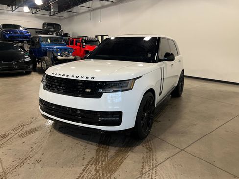 Used 2023 Land Rover Range Rover Autobiography AWD/4WD image 7