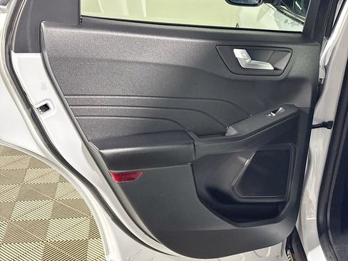 Used 2025 Ford Escape Platinum AWD/4WD image 19