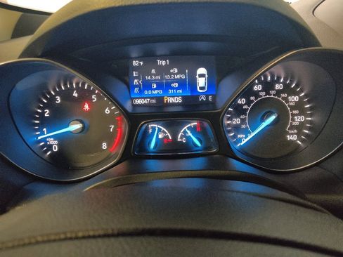 Used 2018 Ford Escape SE FWD image 23