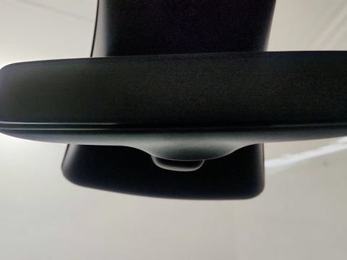 Used 2026 Tesla Model Y Long Range RWD image 93