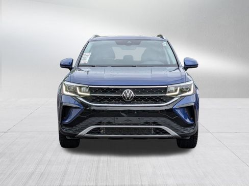 Used 2023 Volkswagen Taos SEL AWD/4WD image 2